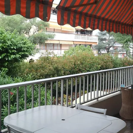 Large And Quiet 3 With Terrace And Parking * Antibes